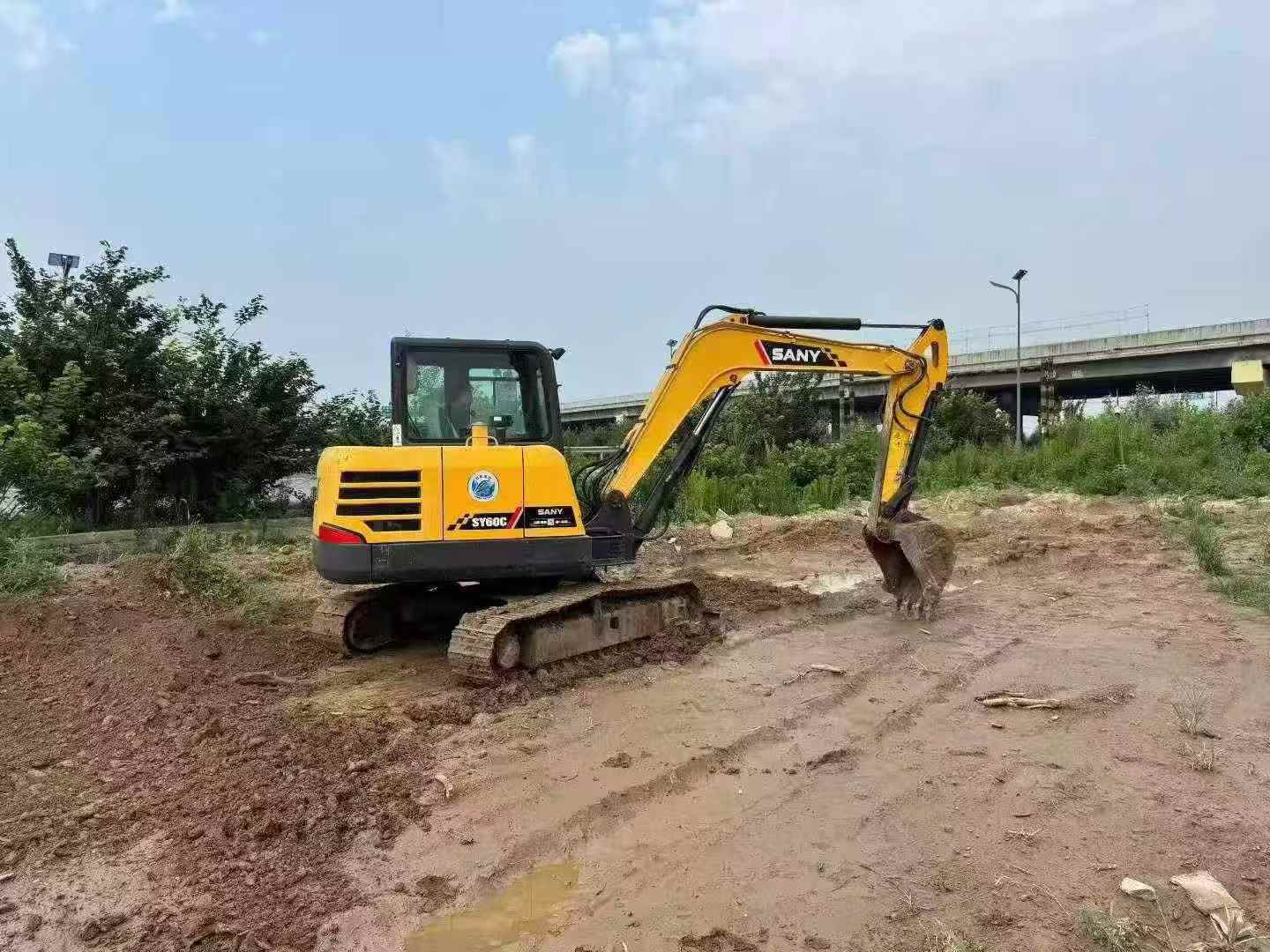Buy Sany SY60 Used Excavator / 3
