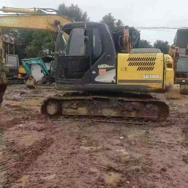 Buy Kobelco SK130 Used Excavator / 1