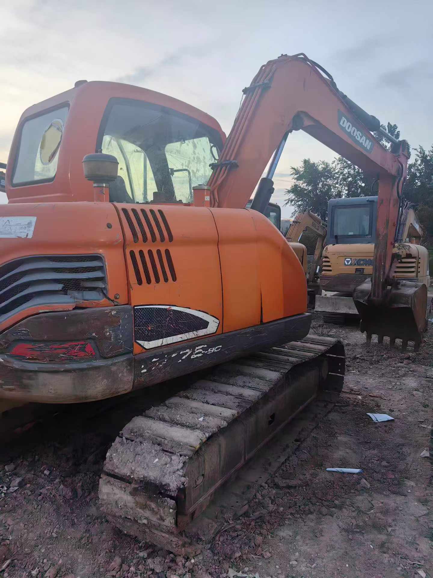 Buy Doosan DX75 Used Excavator / 8
