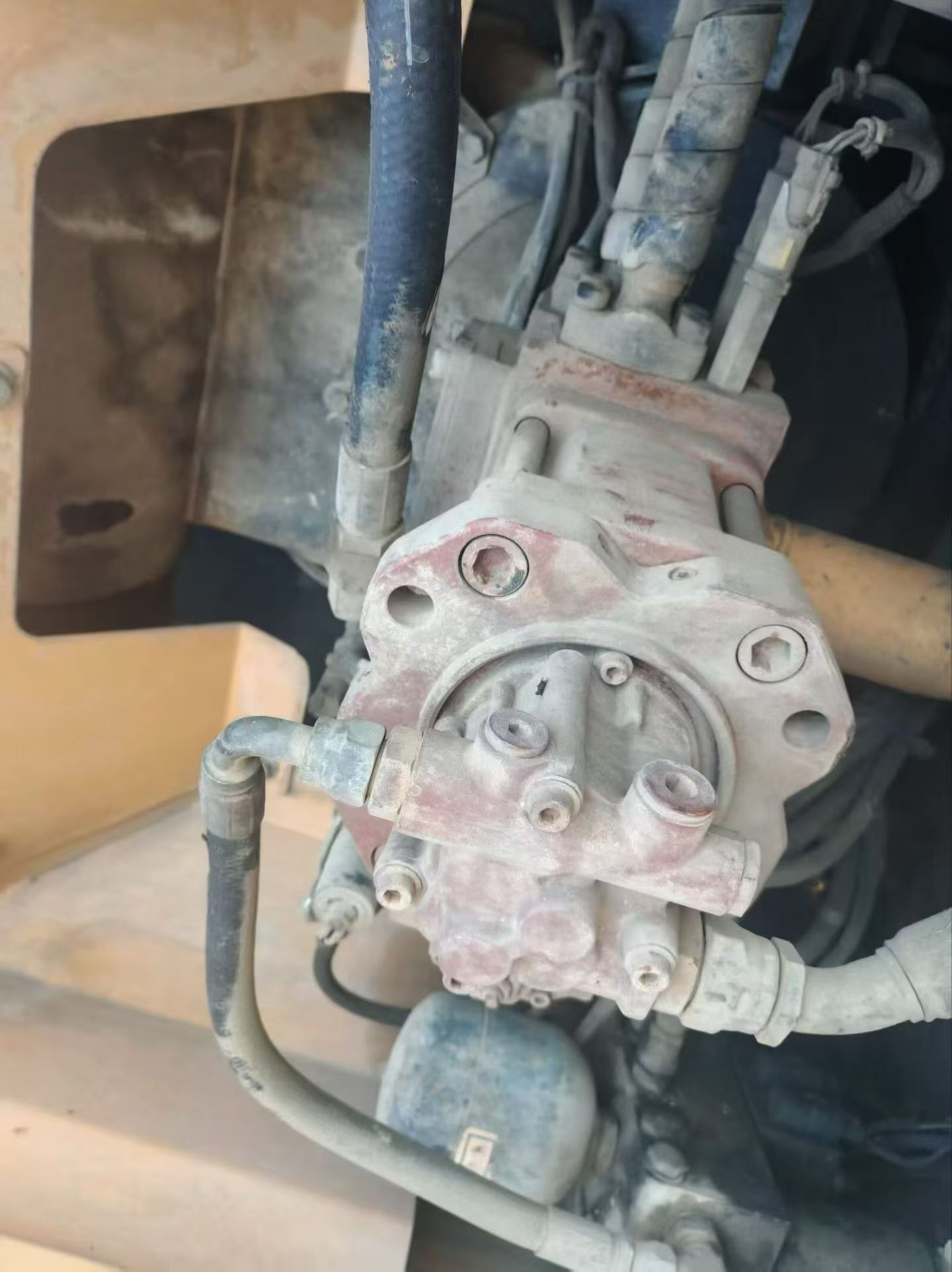 Buy Hyundai R150-7 Used Excavator / 5 Buy Hyundai R150-7 Used Excavator / 5