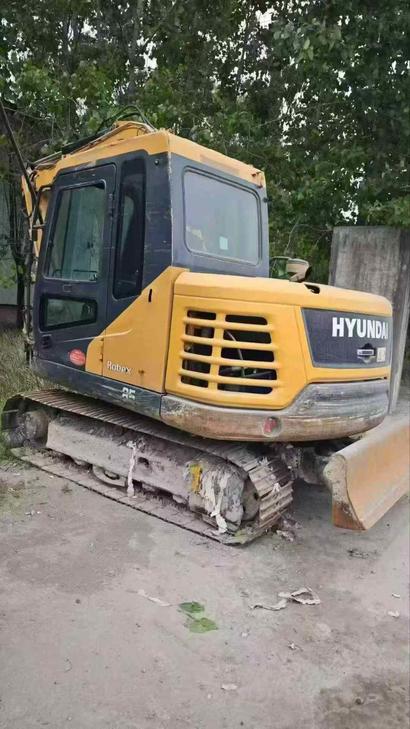 Buy Hyundai HX75 Used Excavator / 1