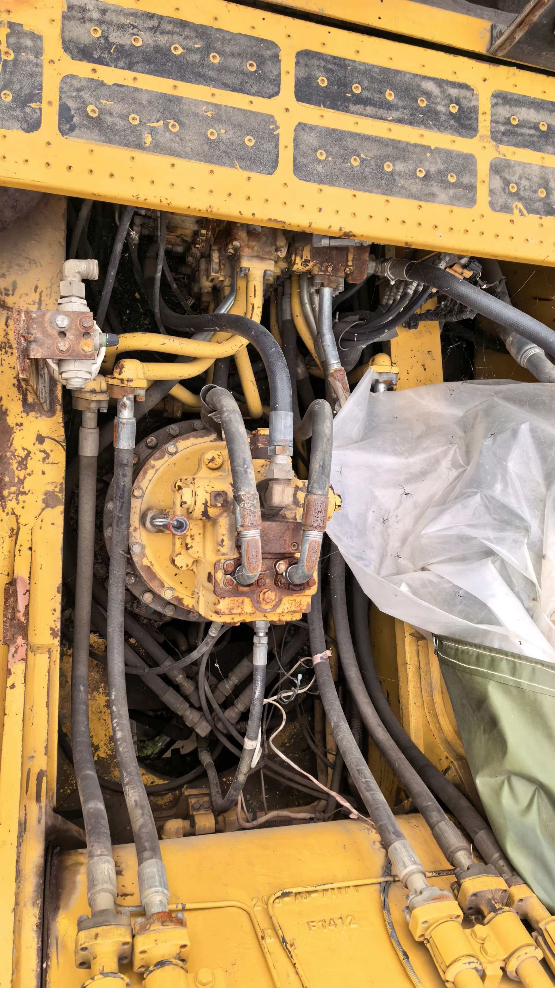 Buy Komatsu PC450 Used Excavator / 4 Buy Komatsu PC450 Used Excavator / 4