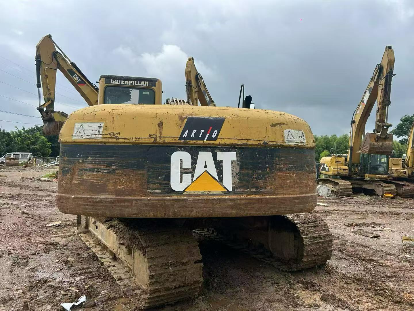 Buy Caterpillar 320C Used Excavator / 8 Buy Caterpillar 320C Used Excavator / 8