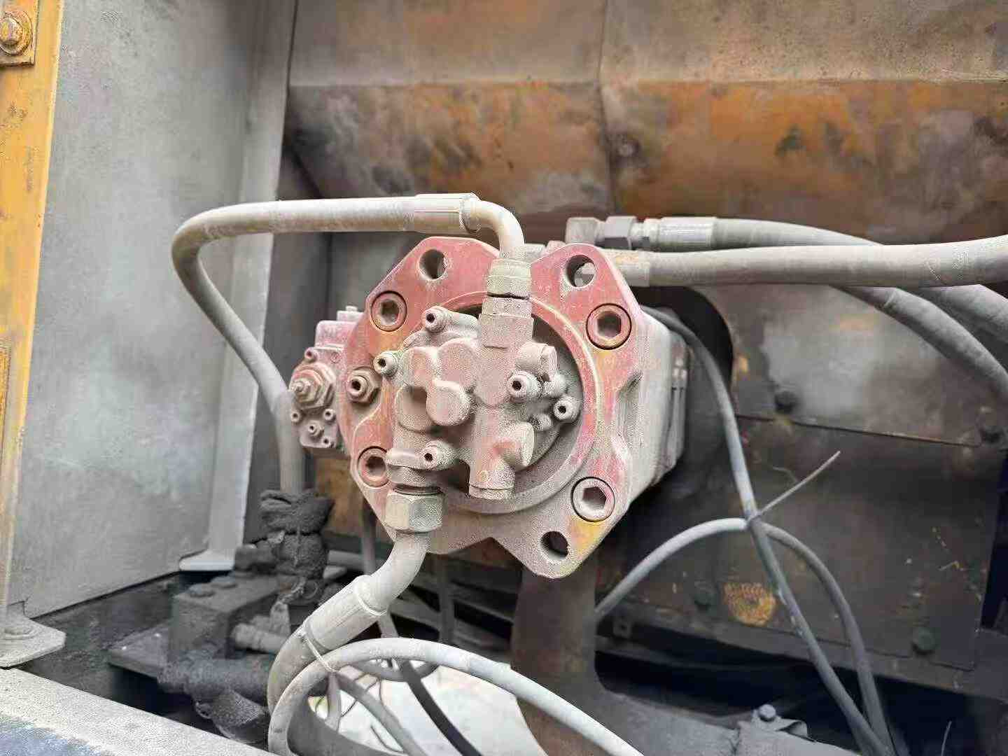 Buy Hyundai R215-9 Used Excavator / 7 Buy Hyundai R215-9 Used Excavator / 7