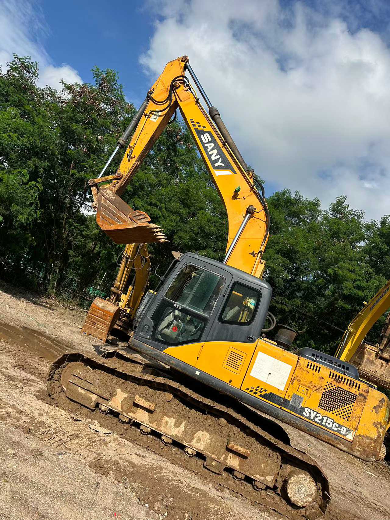 Buy Sany SY215C Used Excavator / 8