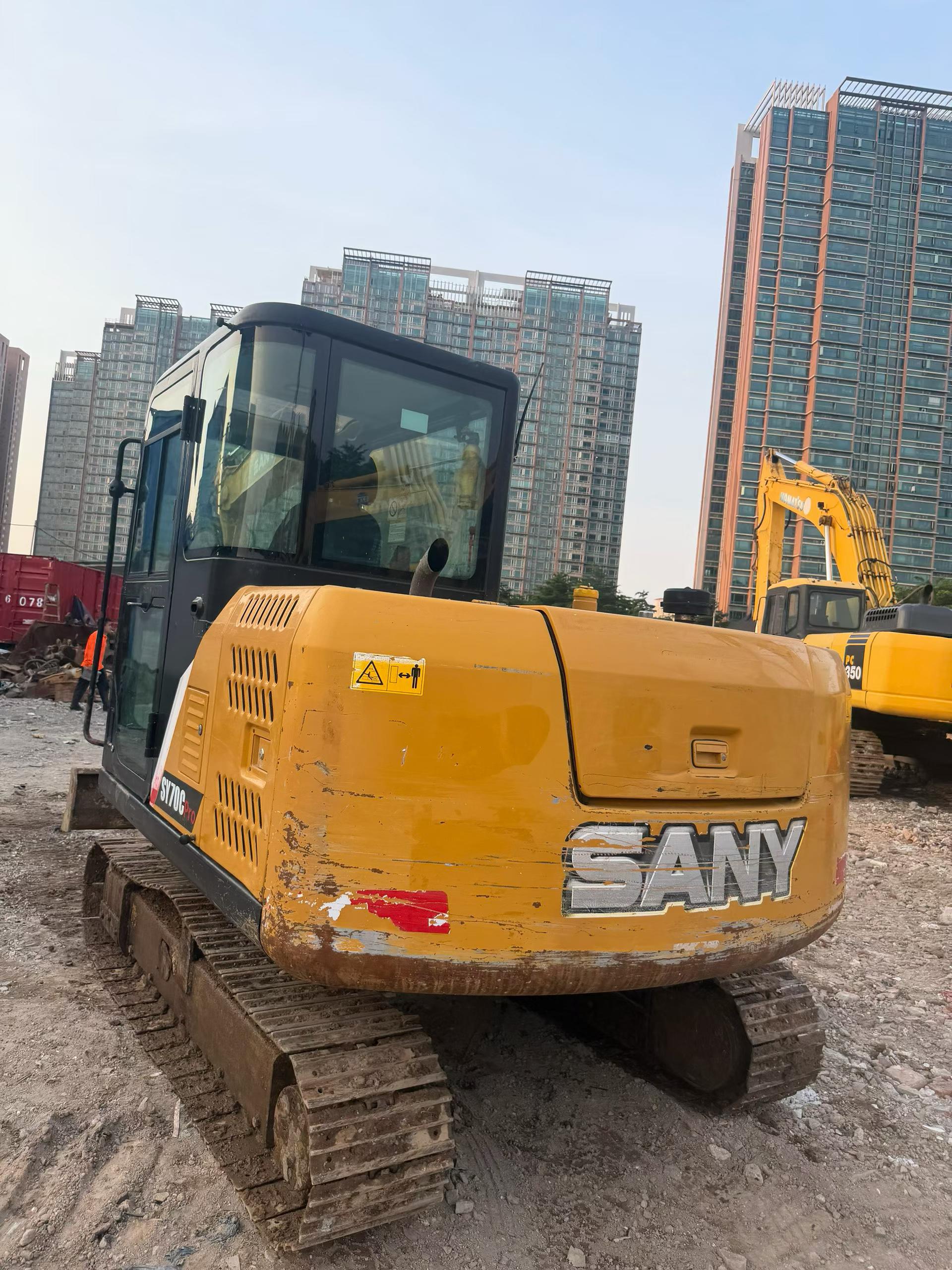 Buy Sany SY70C Used Excavator / 3