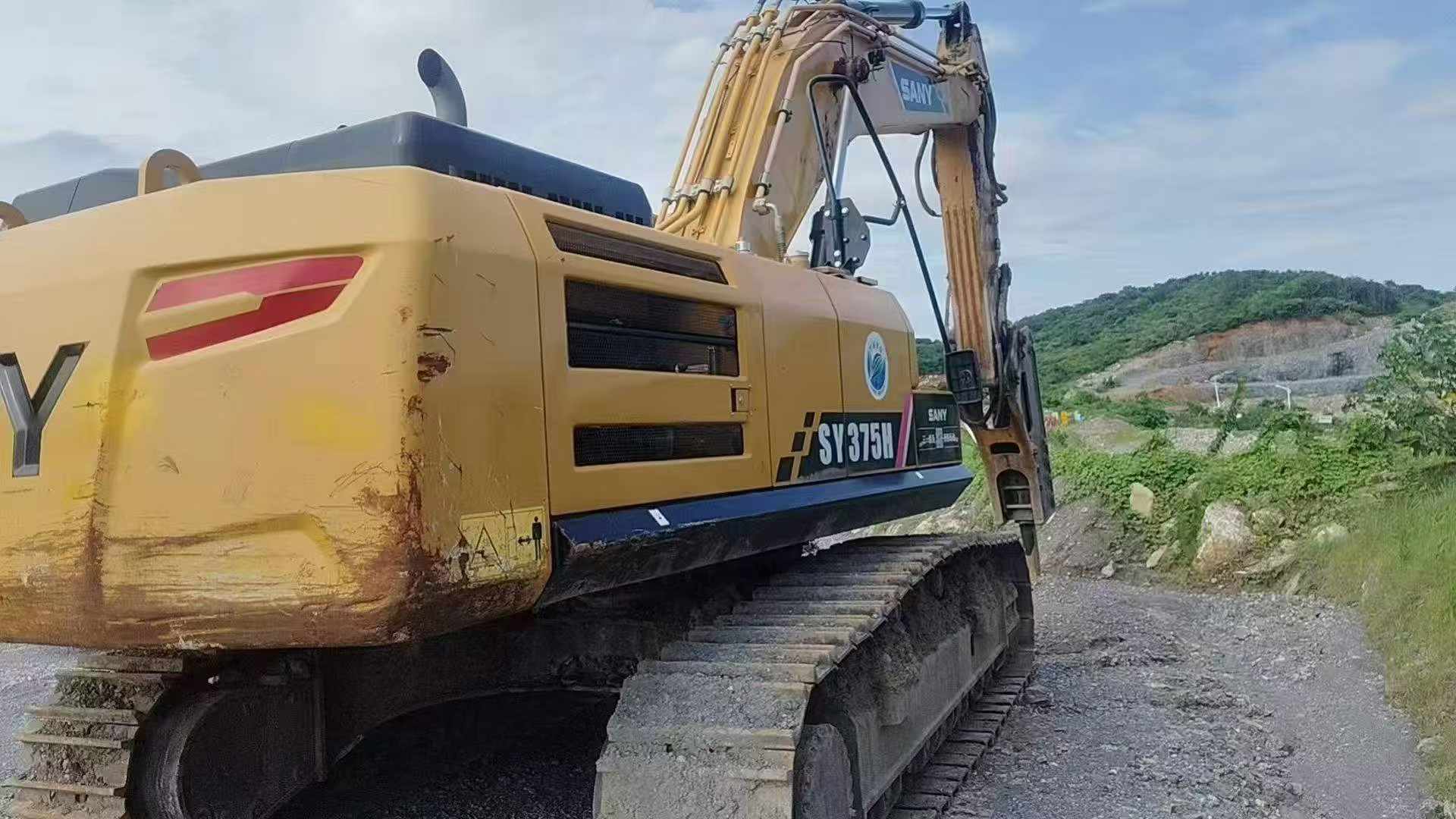 Buy Sany SY375H Used Excavator / 4 Buy Sany SY375H Used Excavator / 4
