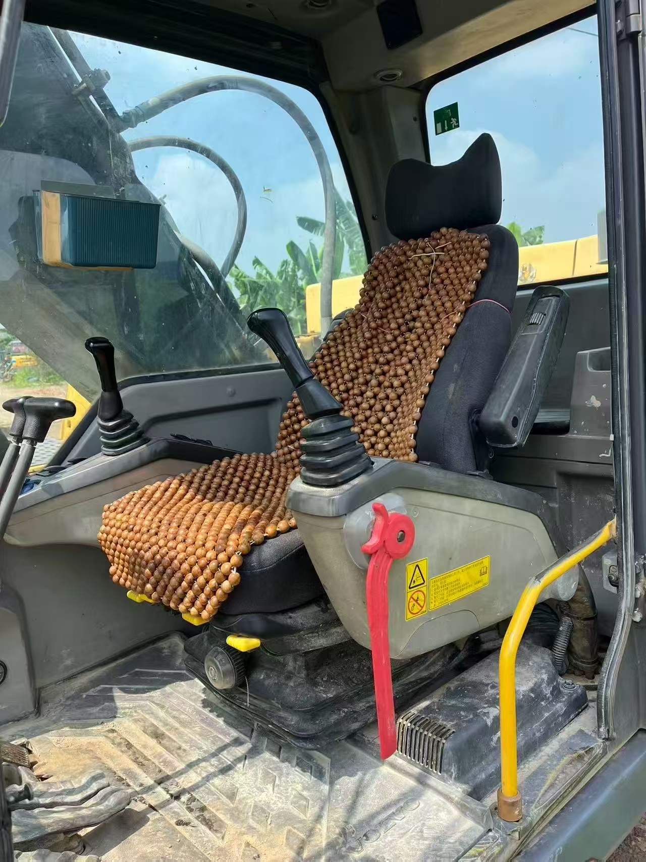 Buy Volvo L250G Used Excavator / 6 Buy Volvo L250G Used Excavator / 6