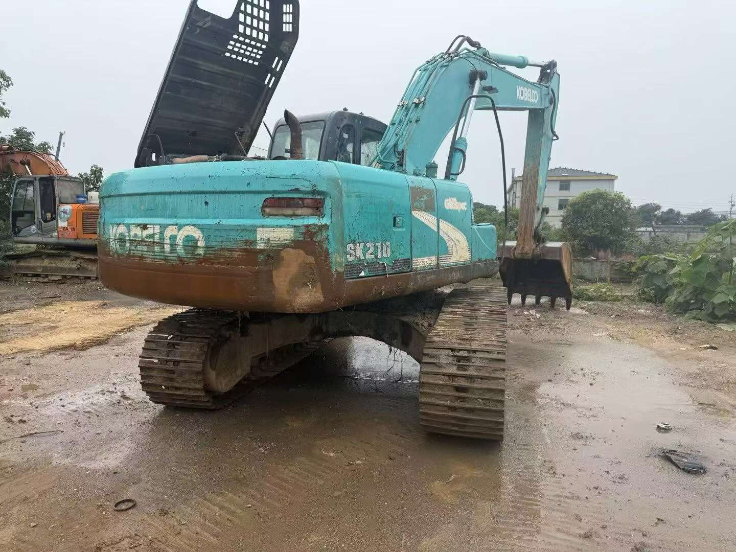Buy Kobelco SK210 Used Excavator / 3 Buy Kobelco SK210 Used Excavator / 3