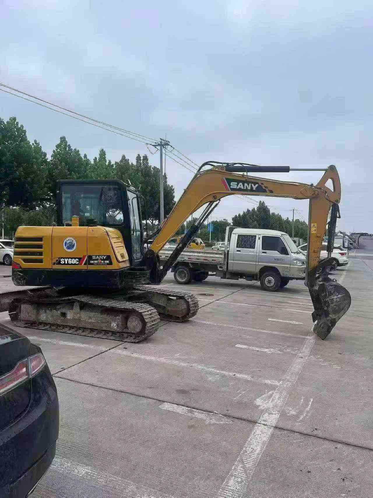 Buy Sany SY60 Used Excavator / 2 Buy Sany SY60 Used Excavator / 2