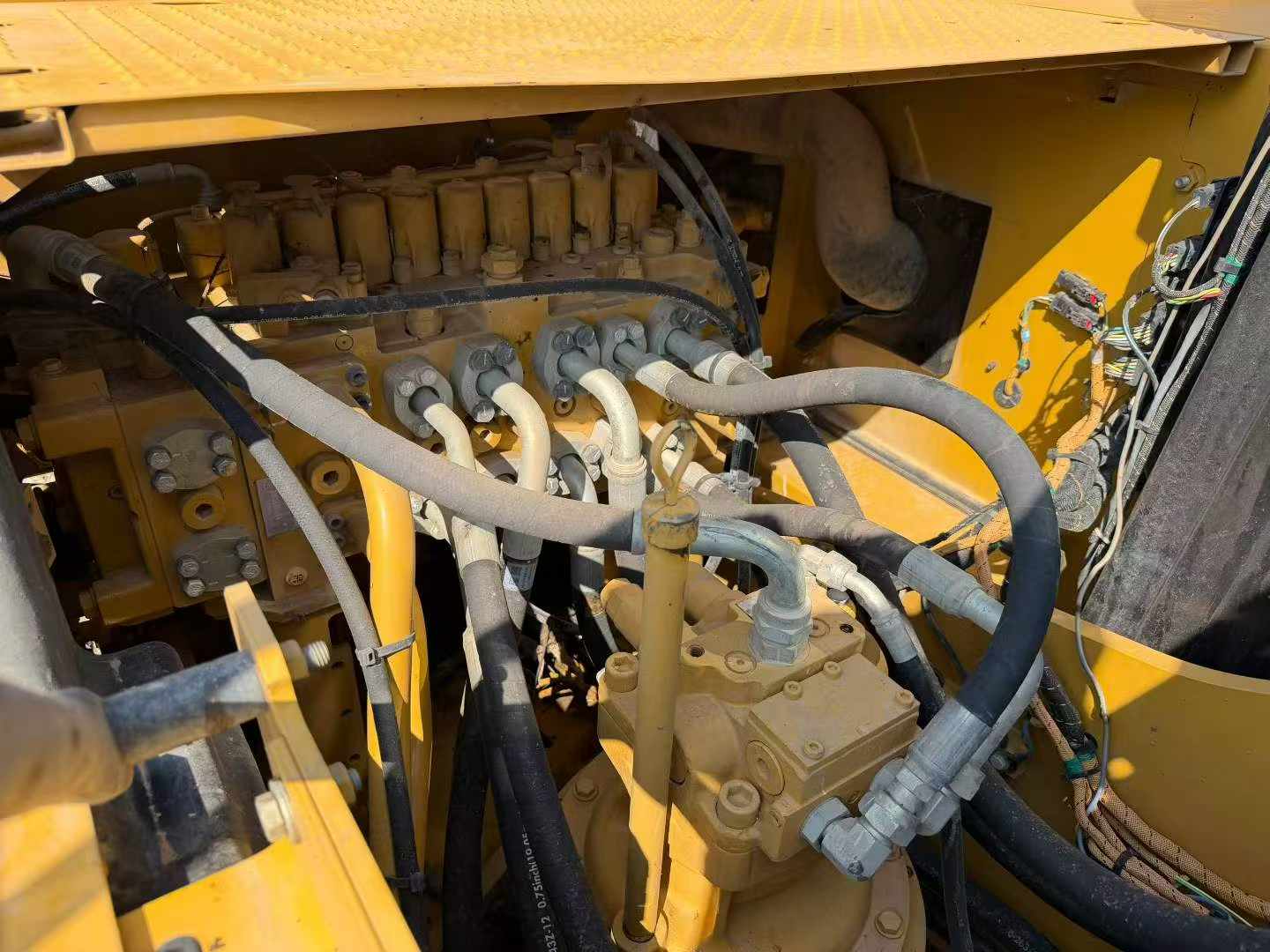 Buy Caterpillar 320GC Used Excavator / 8 Buy Caterpillar 320GC Used Excavator / 8