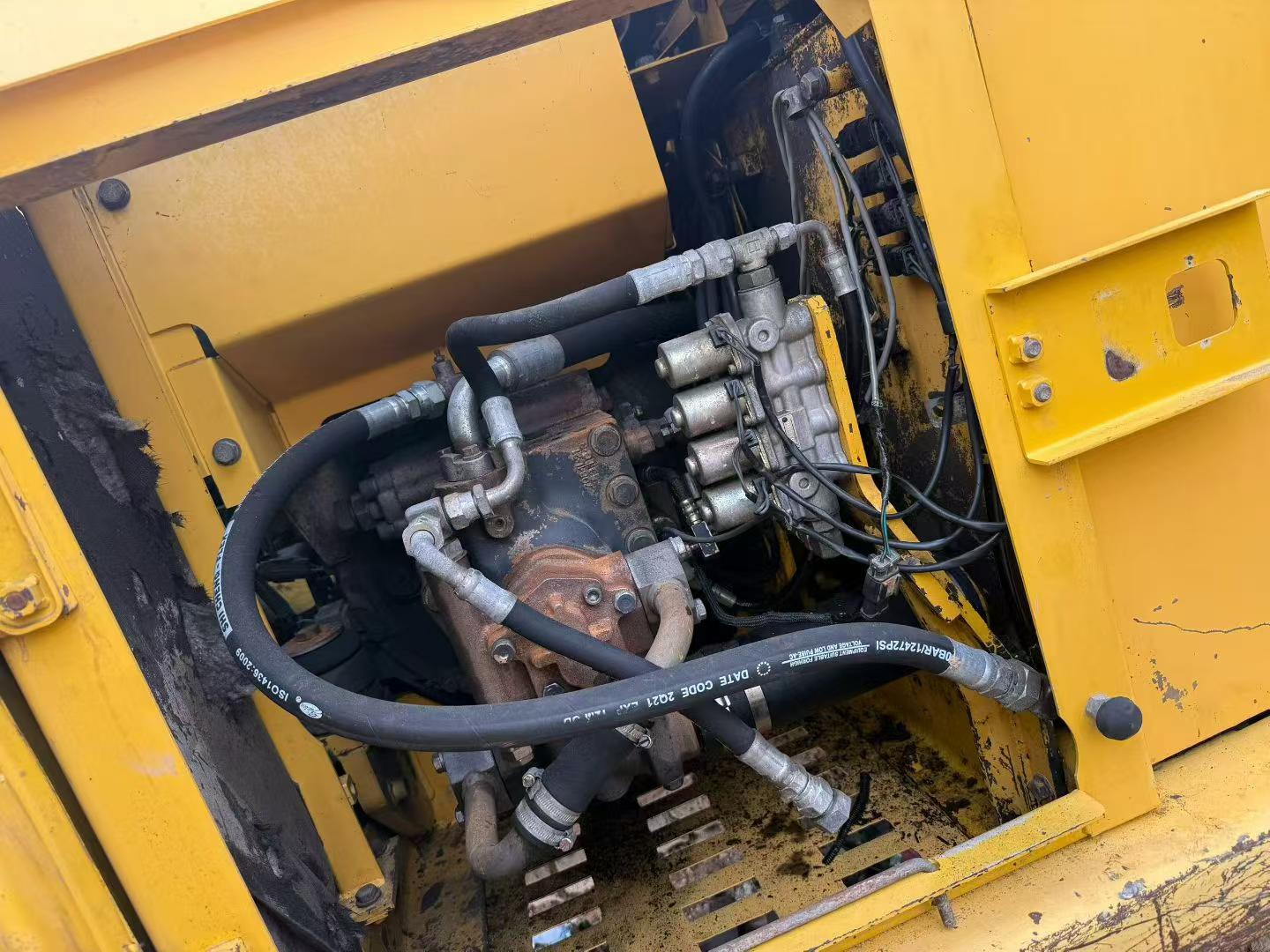 Buy Komatsu PC120-6E Used Excavator / 8 Buy Komatsu PC120-6E Used Excavator / 8