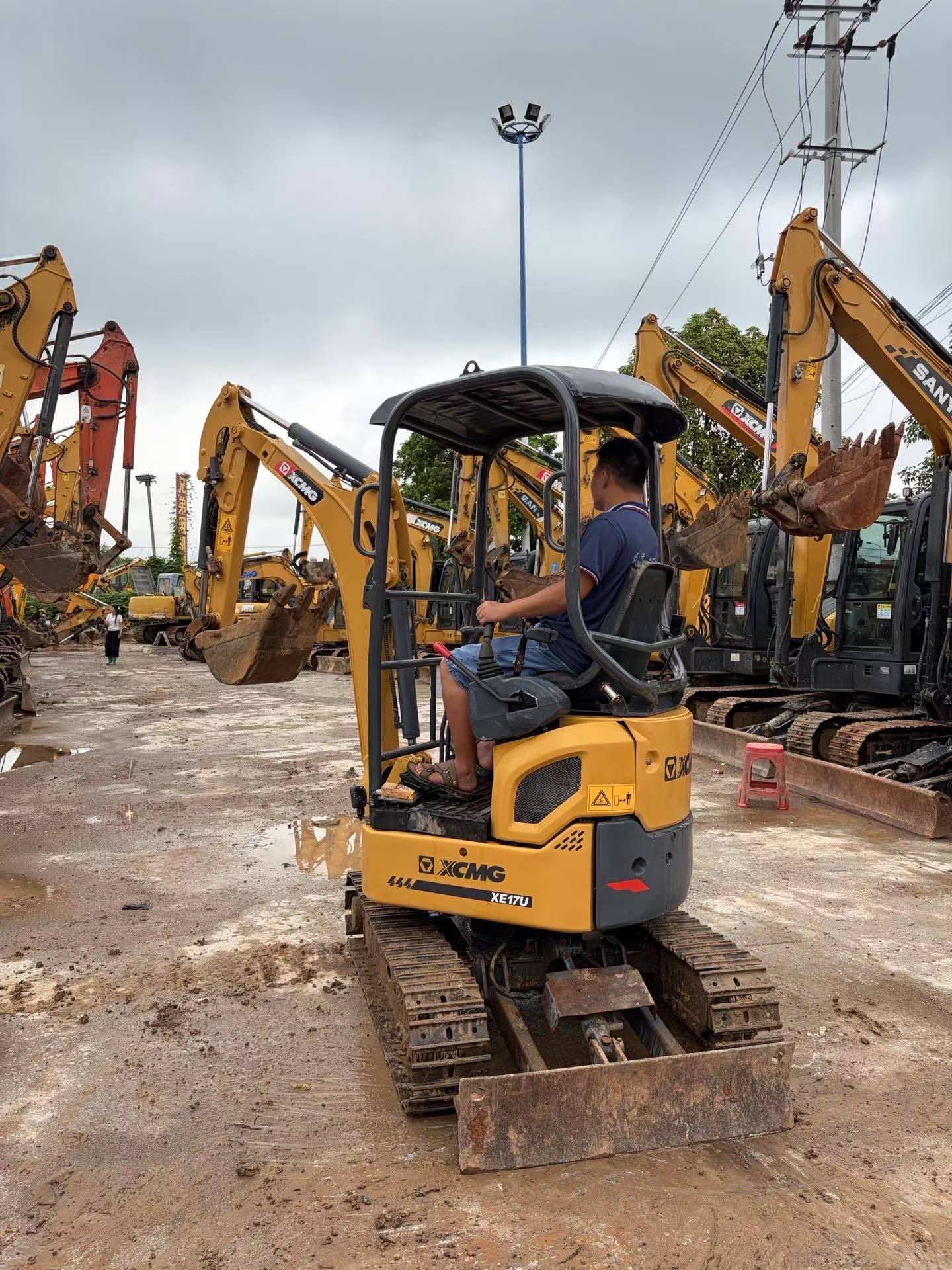 Buy XCMG Used Excavator / 5
