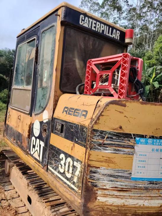Buy Caterpillar 307B Used Excavator / 1
