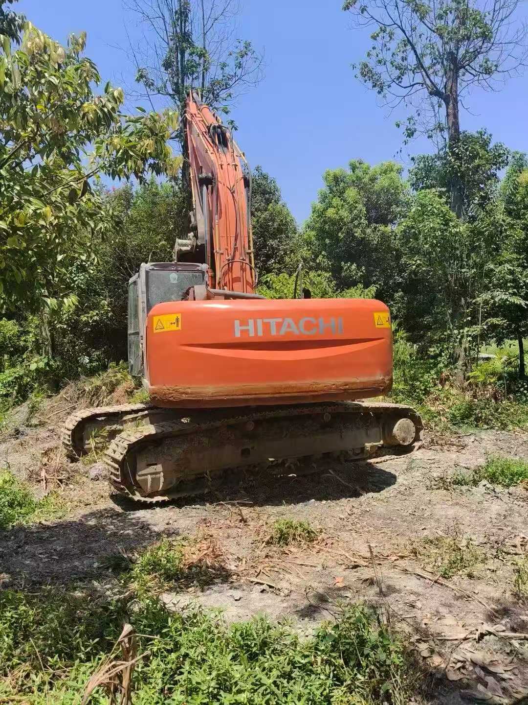 Compre Excavadora Hitachi EX270 Usada / 2 Compre Excavadora Hitachi EX270 Usada / 2