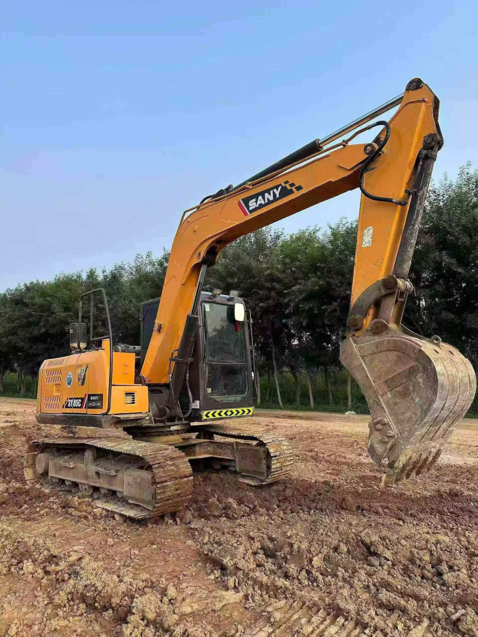 Buy Sany SY85 Used Excavator / 2 Buy Sany SY85 Used Excavator / 2