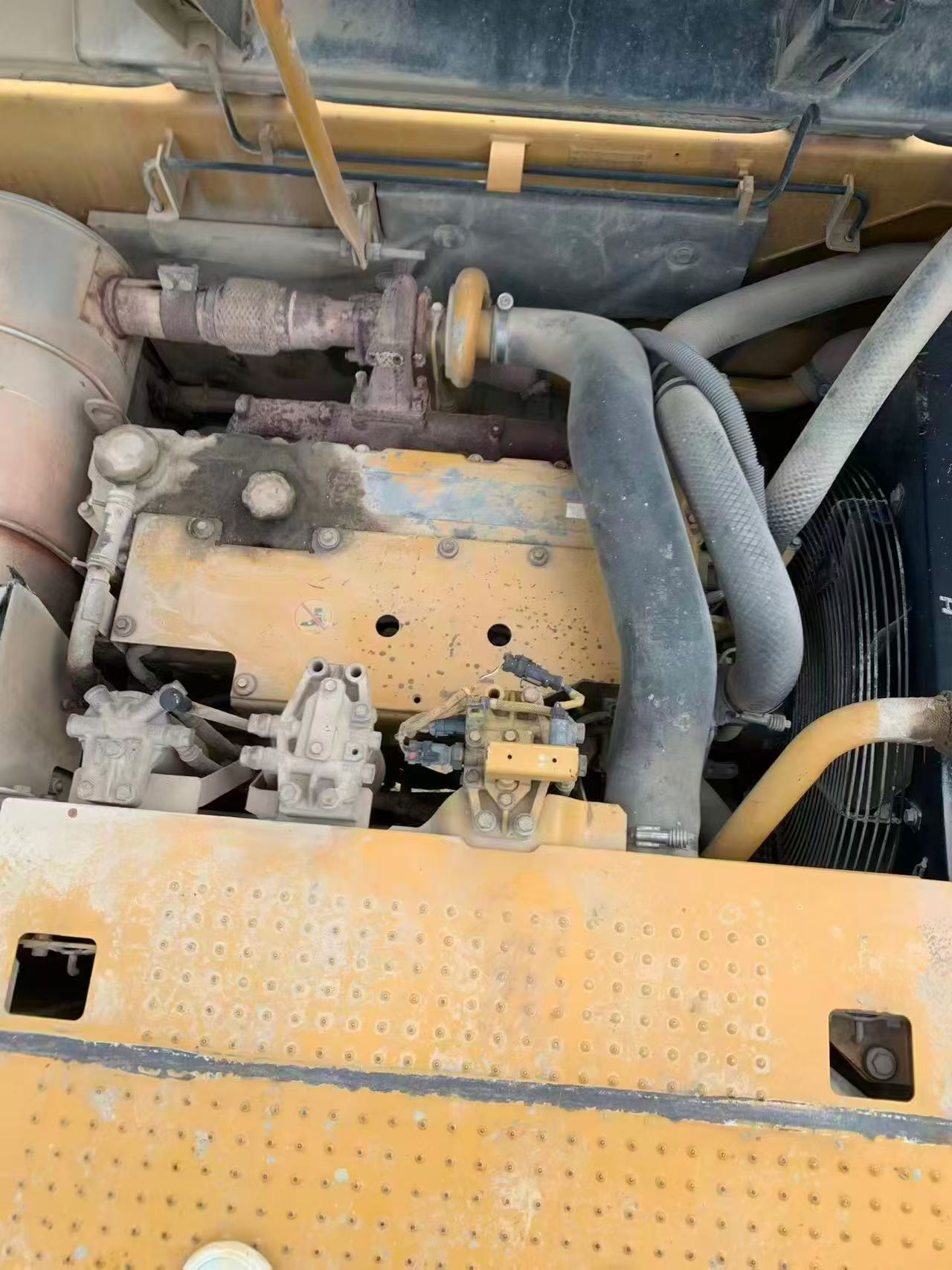 Buy Caterpillar 323 Used Excavator / 3 Buy Caterpillar 323 Used Excavator / 3
