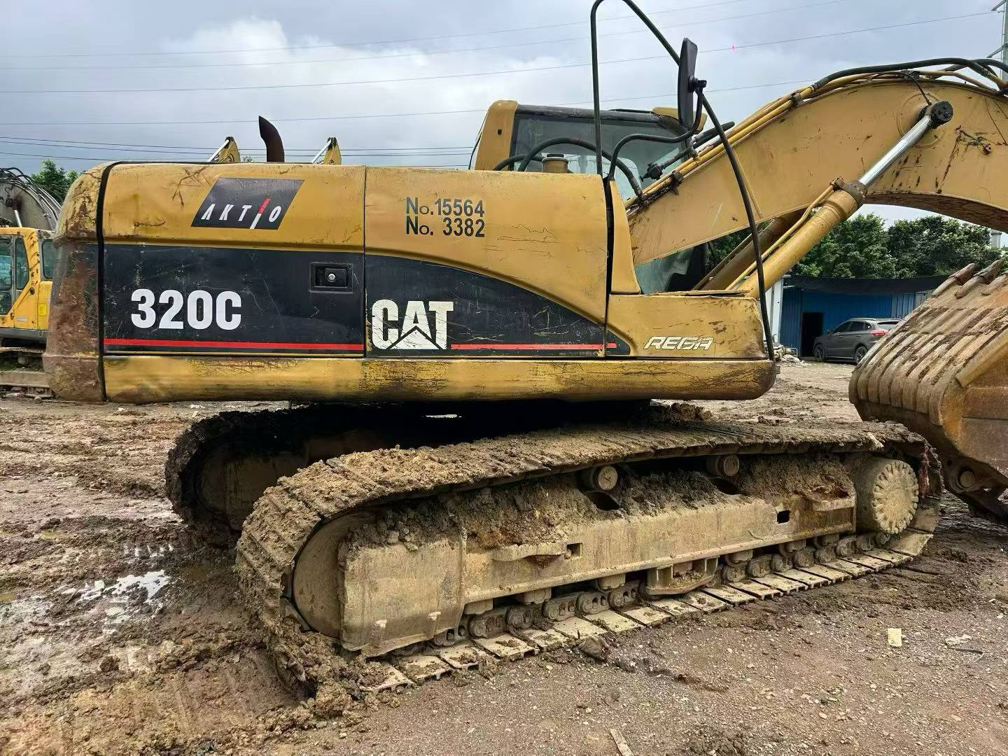Buy Caterpillar 320C Used Excavator / 7 Buy Caterpillar 320C Used Excavator / 7