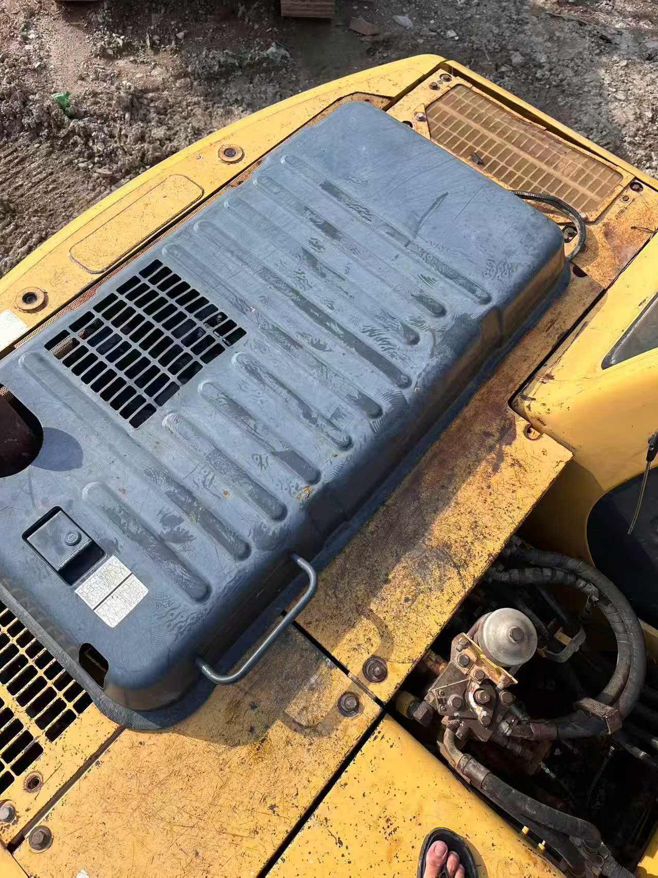 Buy Komatsu PC120-6E Used Excavator / 6