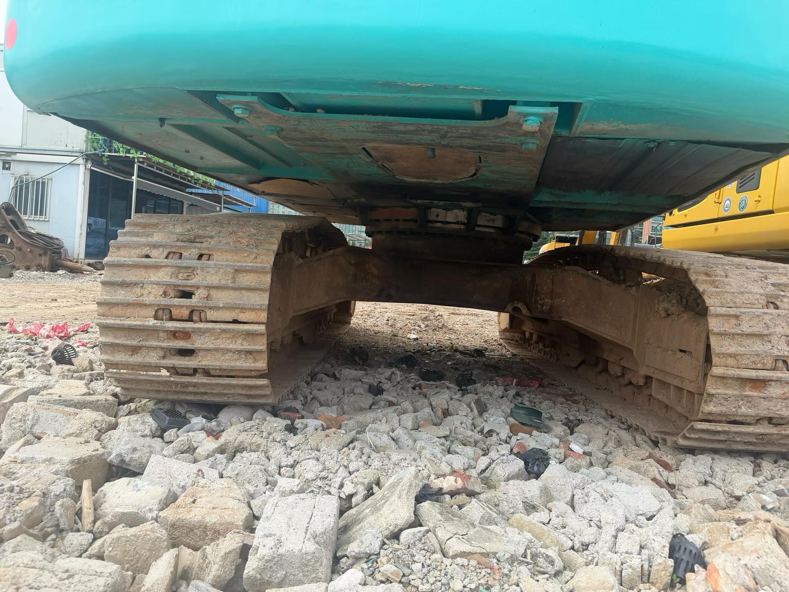 Buy Kobelco SK2008 Used Excavator / 8 Buy Kobelco SK2008 Used Excavator / 8