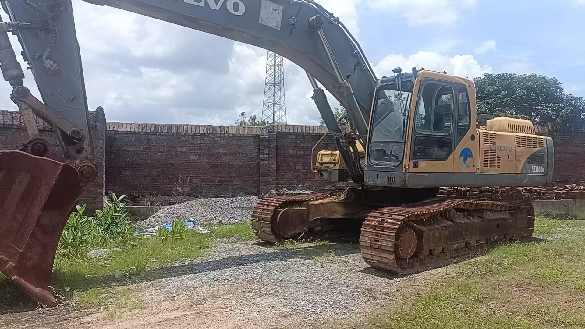 Buy Volvo EC360BL Used Excavator / 2 Buy Volvo EC360BL Used Excavator / 2