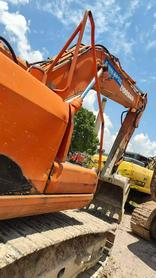 Buy Doosan DH225-7 Used Excavator / 3 Buy Doosan DH225-7 Used Excavator / 3