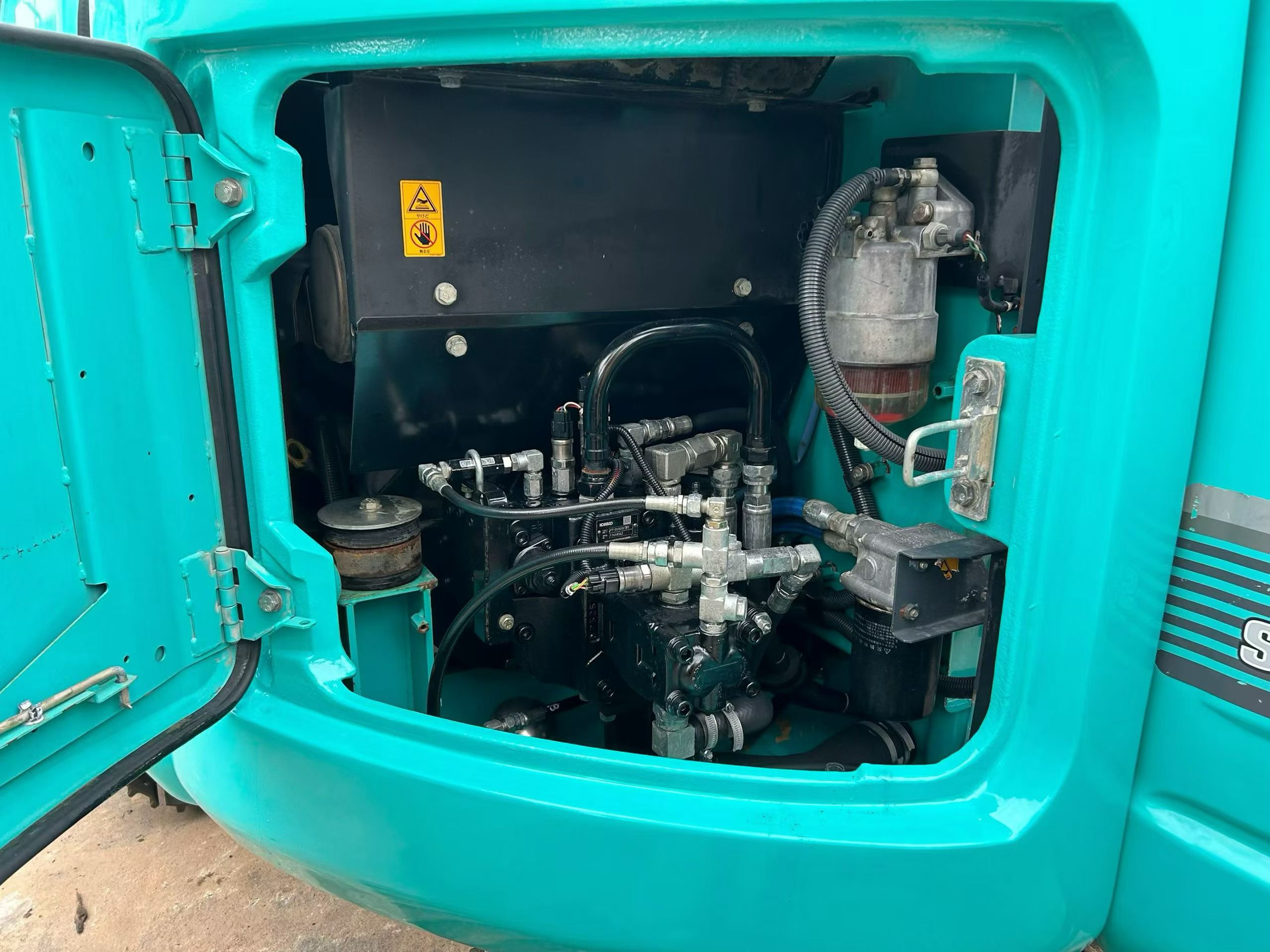 Купить Подержанный Экскаватор Kobelco SK75 / 3