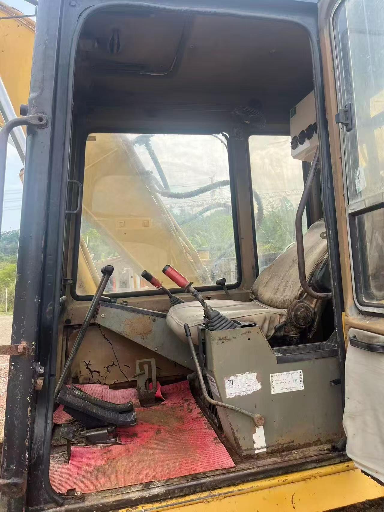 Buy Caterpillar E120B Used Excavator / 5