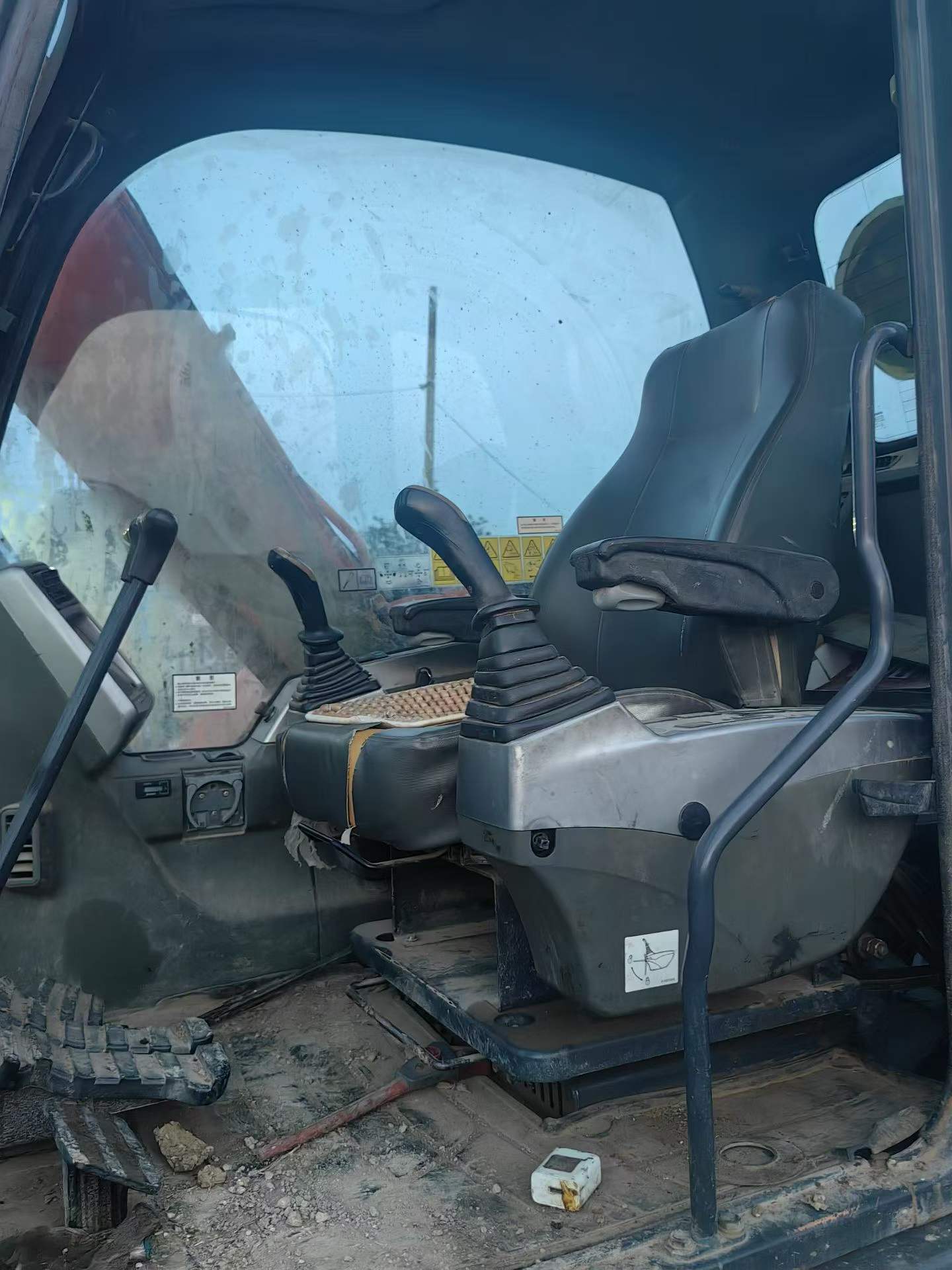 Buy Doosan DX75 Used Excavator / 6