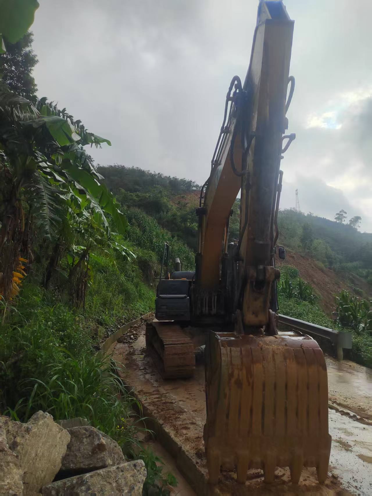 Buy XCMG Used Excavator / 2 Buy XCMG Used Excavator / 2