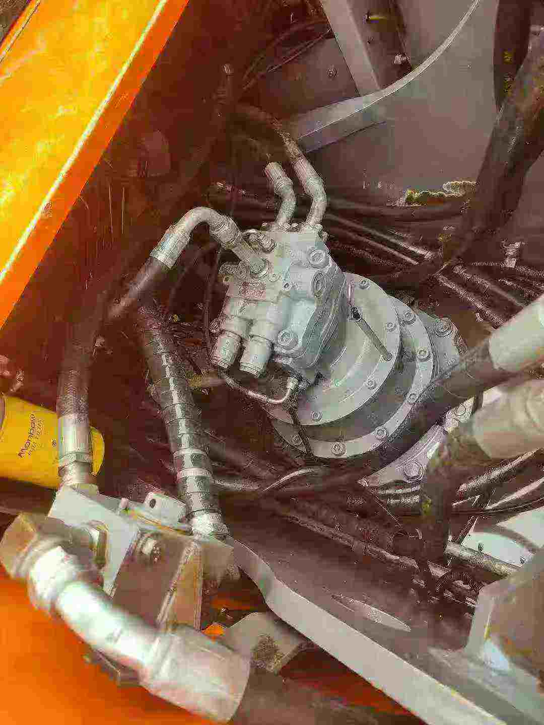 Compre Excavadora Hitachi ZX250K-3G Usada / 8