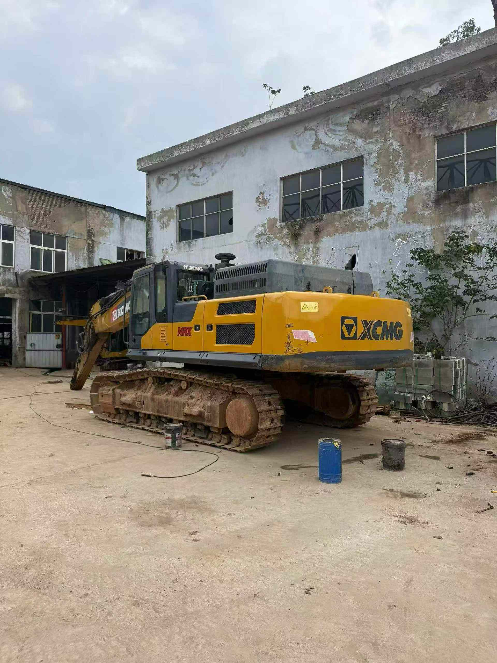 Buy XCMG Used Excavator / 1