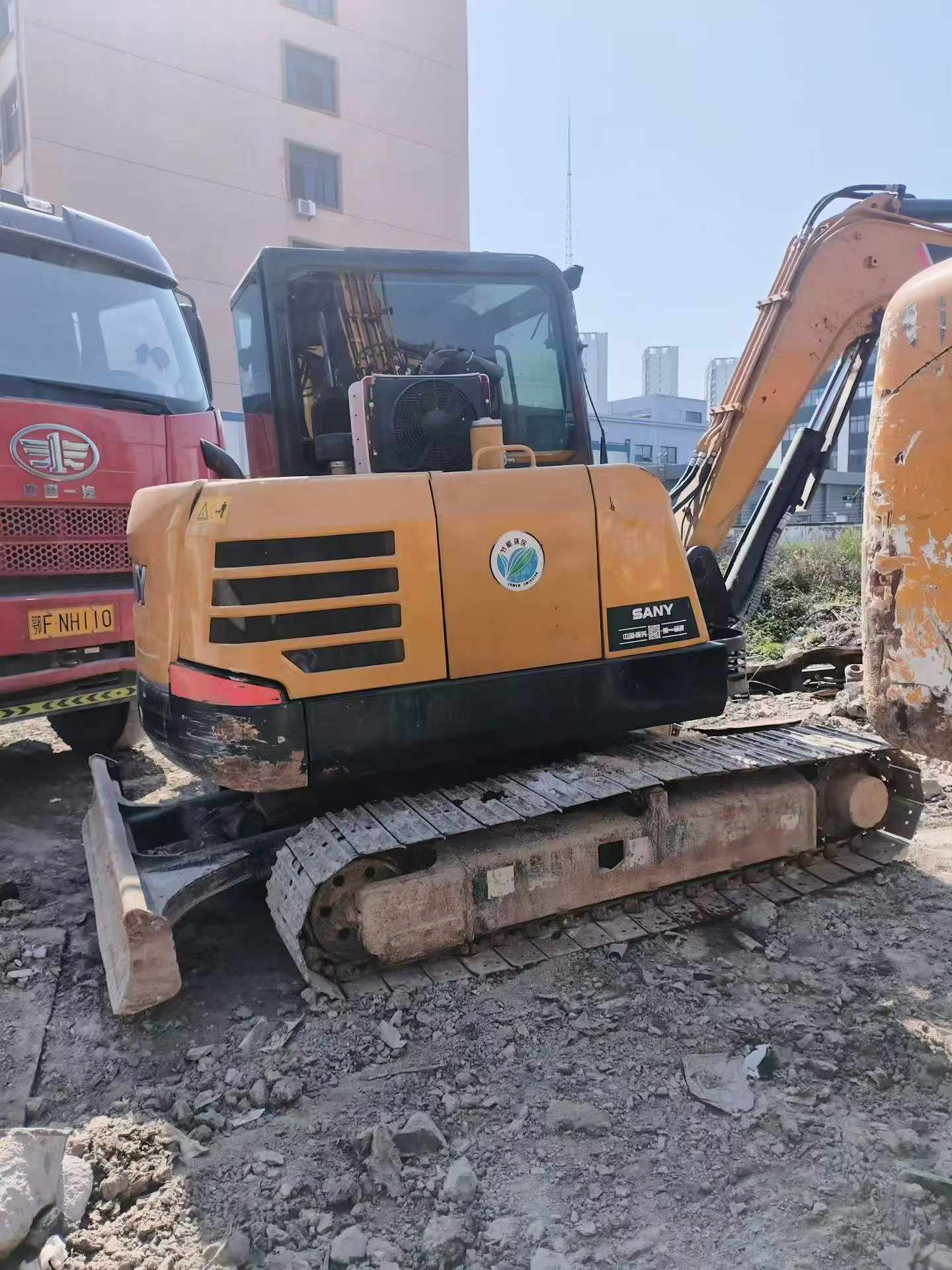 Buy Sany SY60 Used Excavator / 1