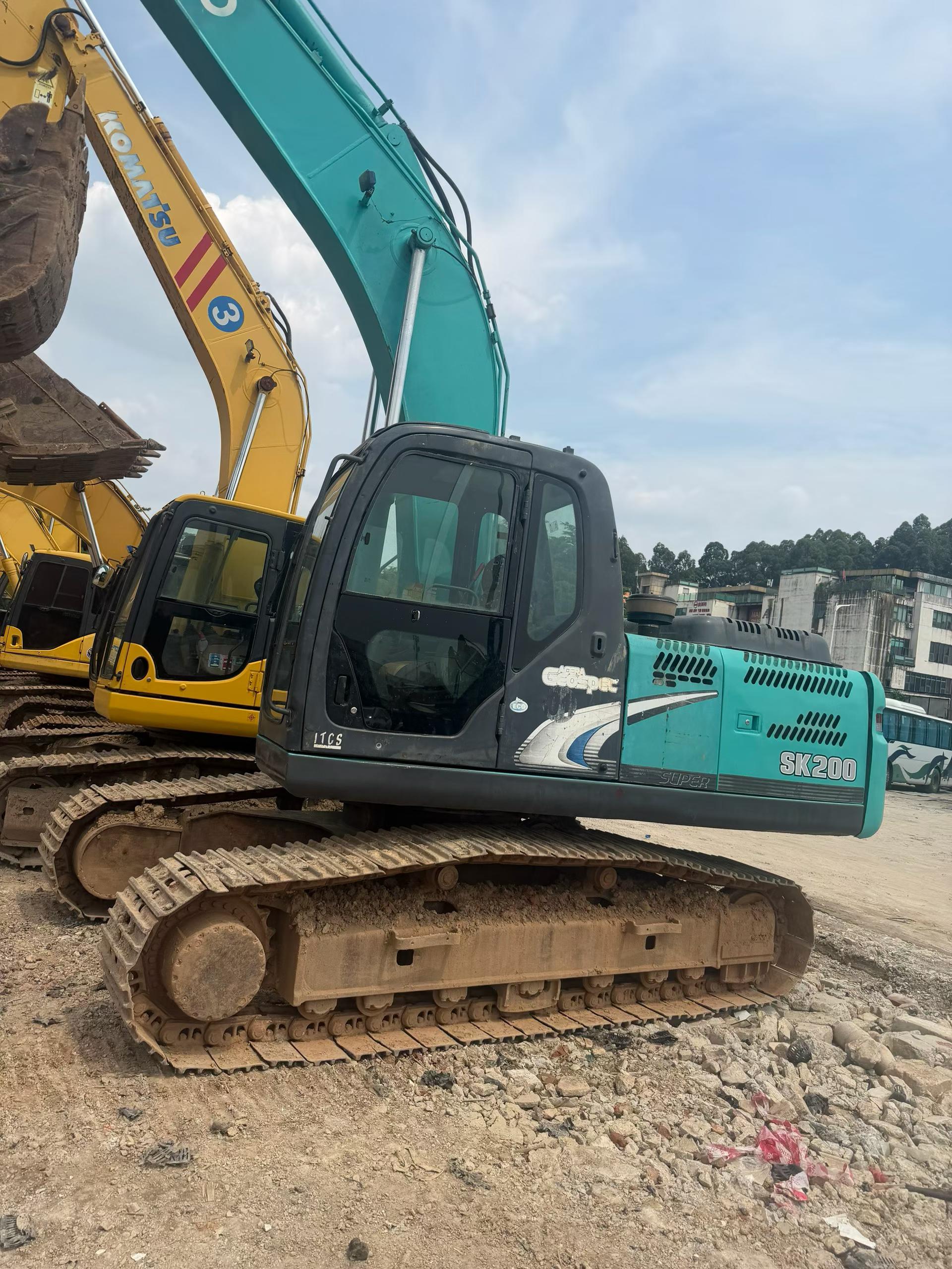 Buy Kobelco SK2008 Used Excavator