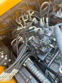 Buy XCMG LW600E Used Loader / 3 Buy XCMG LW600E Used Loader / 3