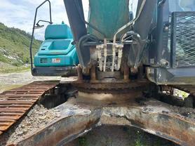 Buy Kobelco SK270D Used Excavator / 6 Buy Kobelco SK270D Used Excavator / 6