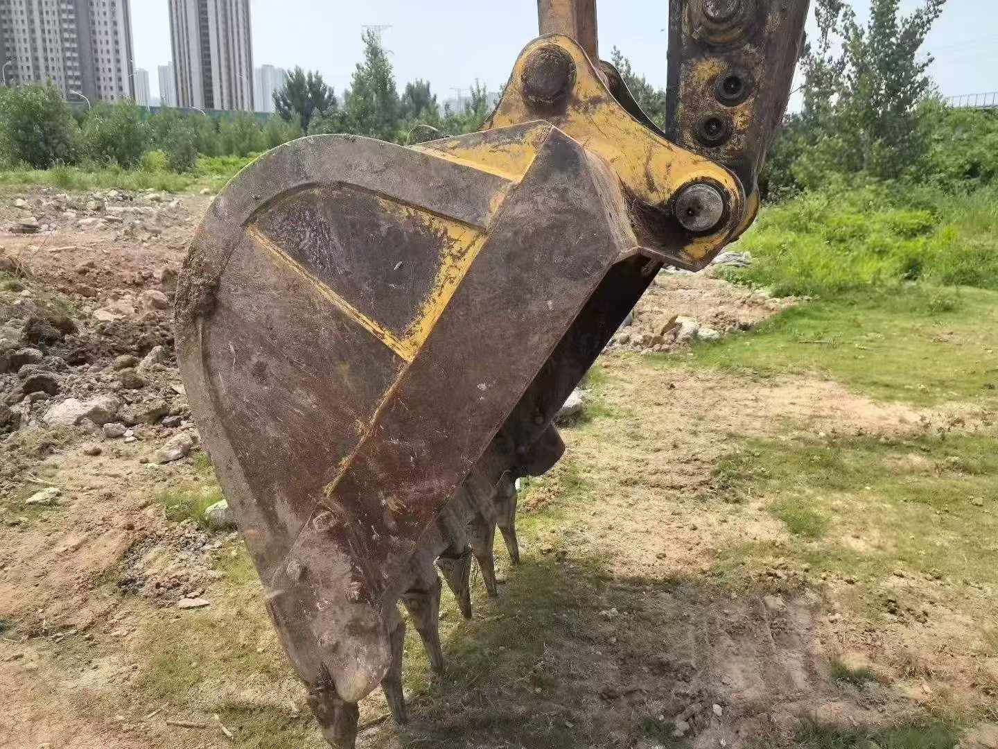 Buy Komatsu PC210LC-8M0 Used Excavator / 8