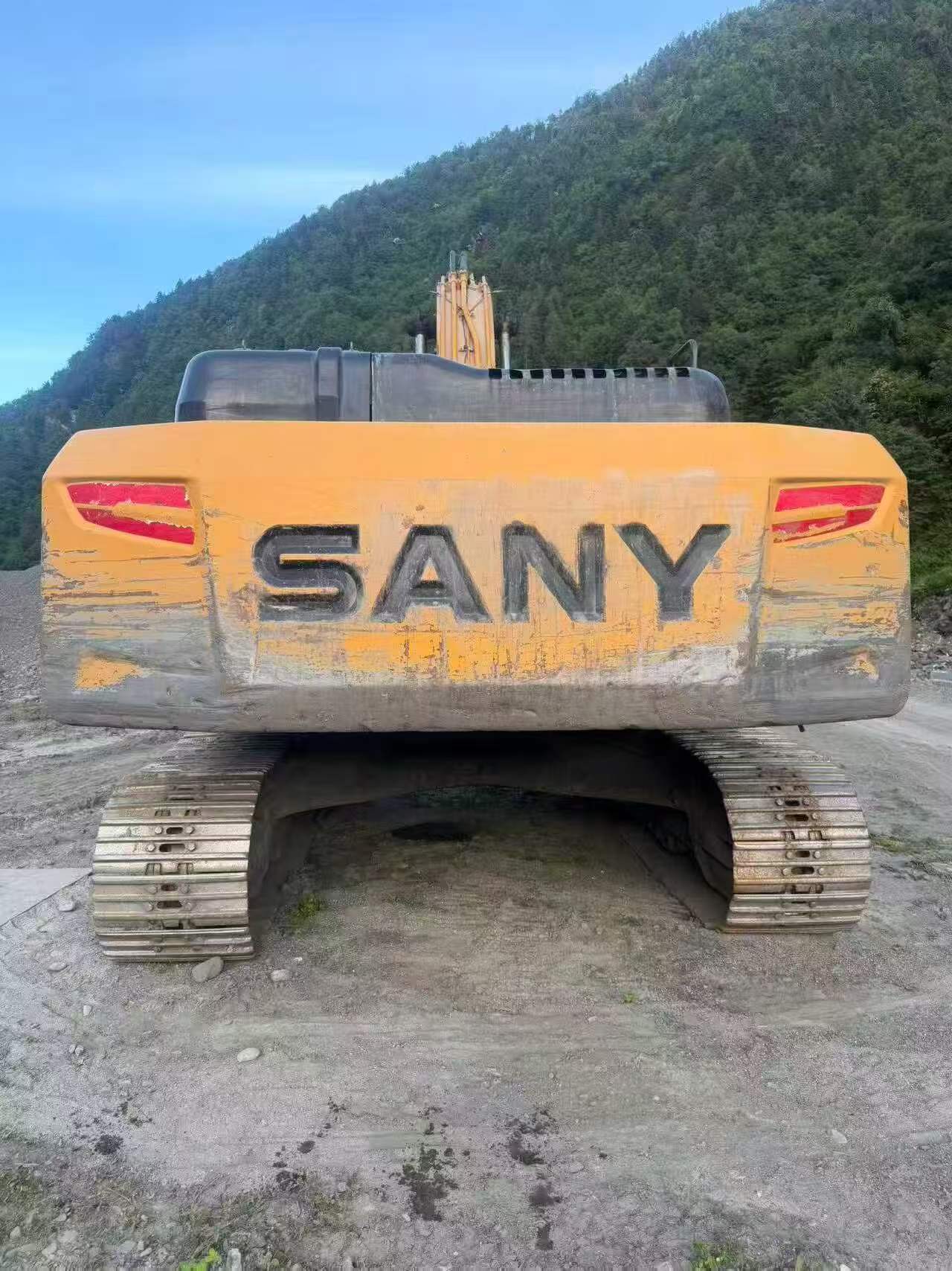 Buy Sany SY245H Used Excavator / 2