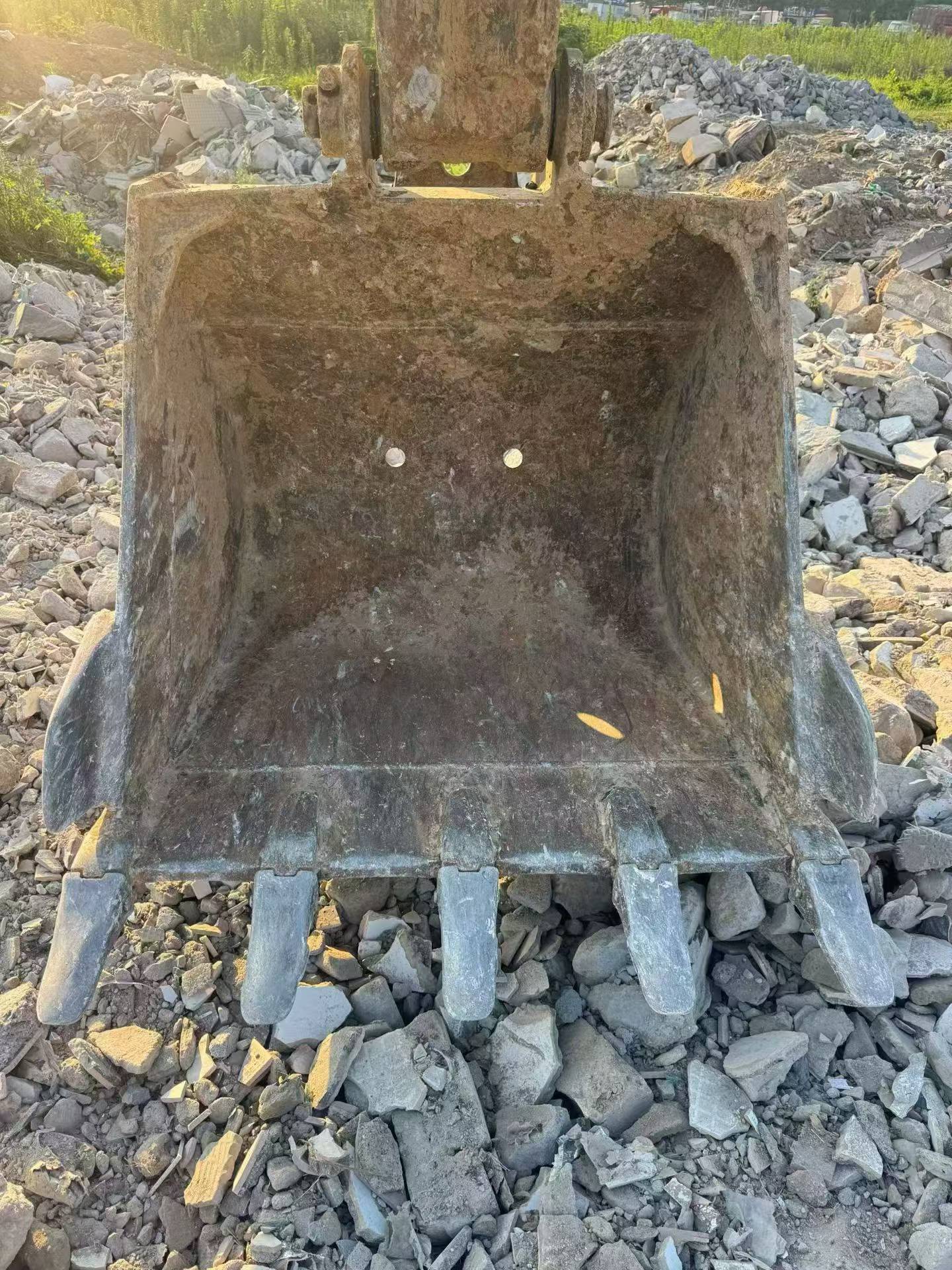 Buy Sumitomo SH210-6 Used Excavator / 8
