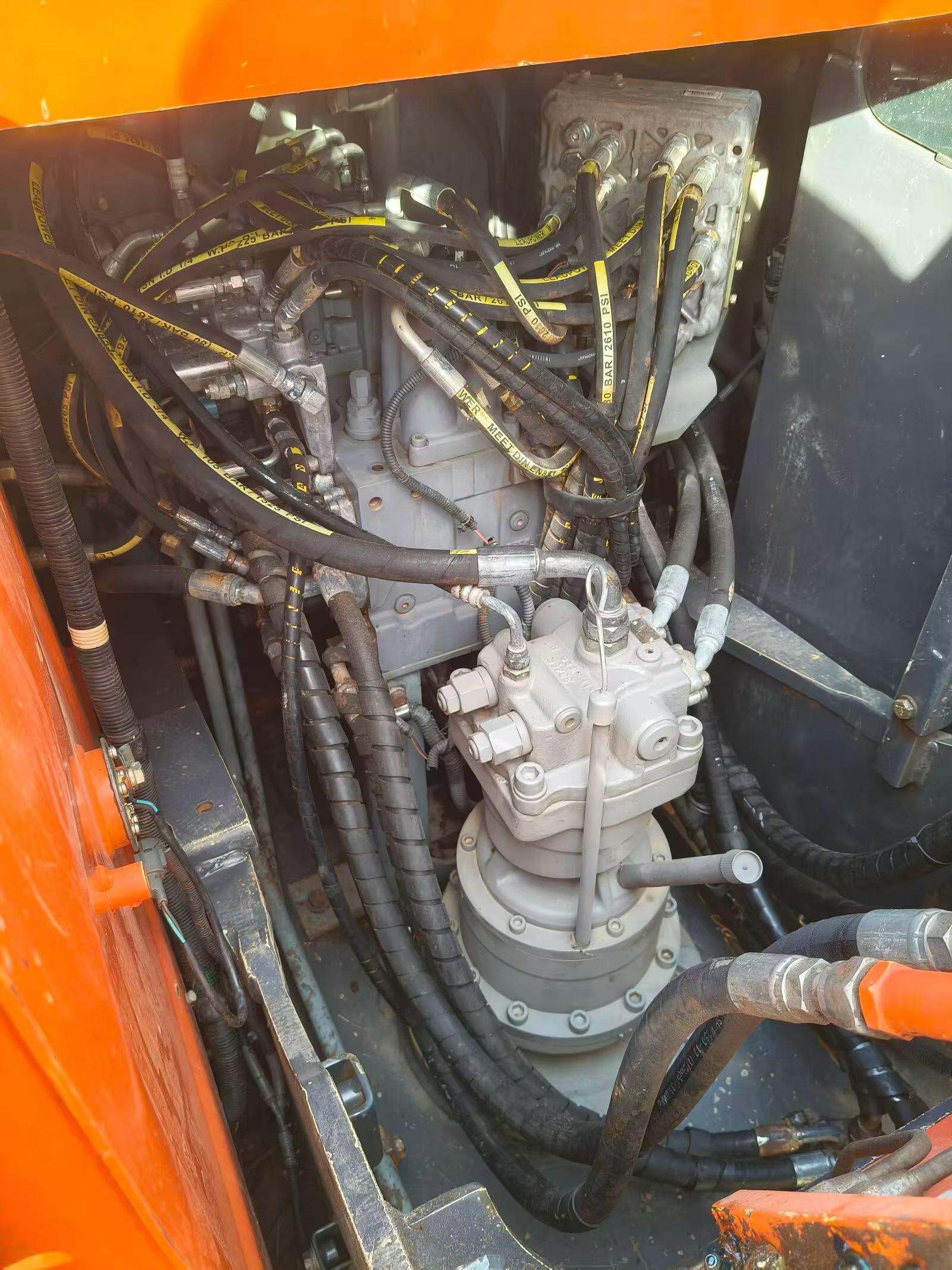 Buy Hitachi EX130 Used Excavator / 5 Buy Hitachi EX130 Used Excavator / 5