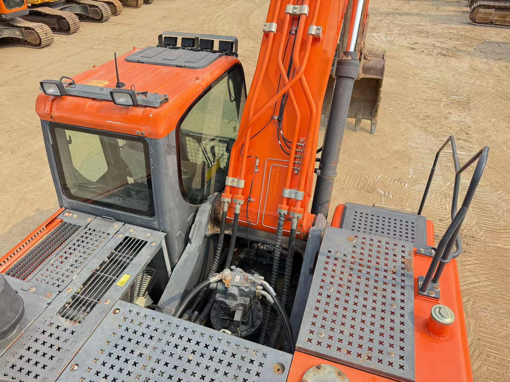 Buy Doosan DX380LC-5 Used Excavator / 9 Buy Doosan DX380LC-5 Used Excavator / 9