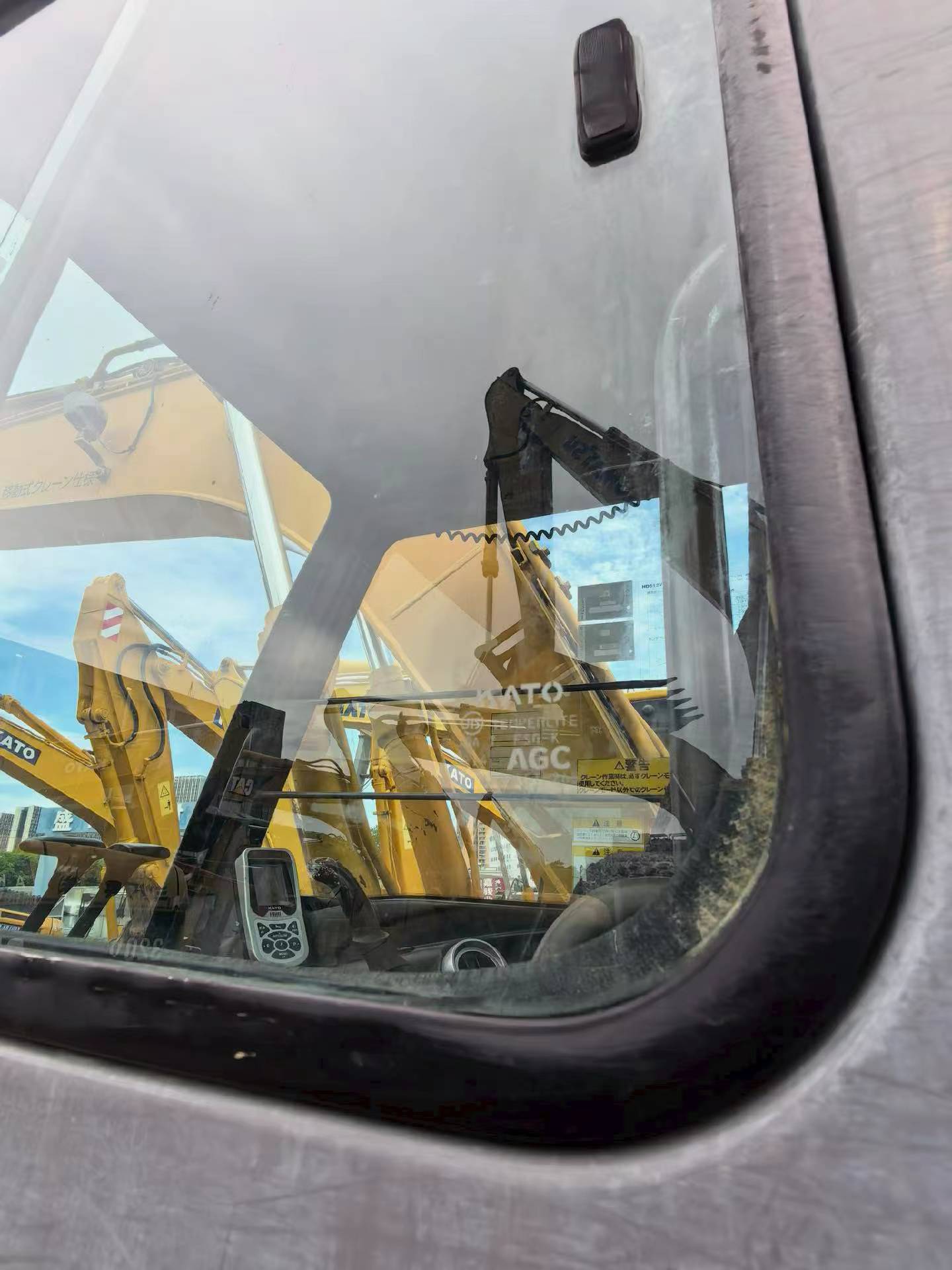 Buy Kato HD512V Used Excavator / 6