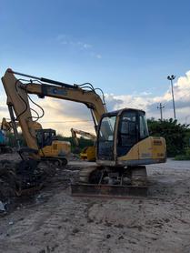 Buy XCMG XE80 Used Excavator / 4 Buy XCMG XE80 Used Excavator / 4
