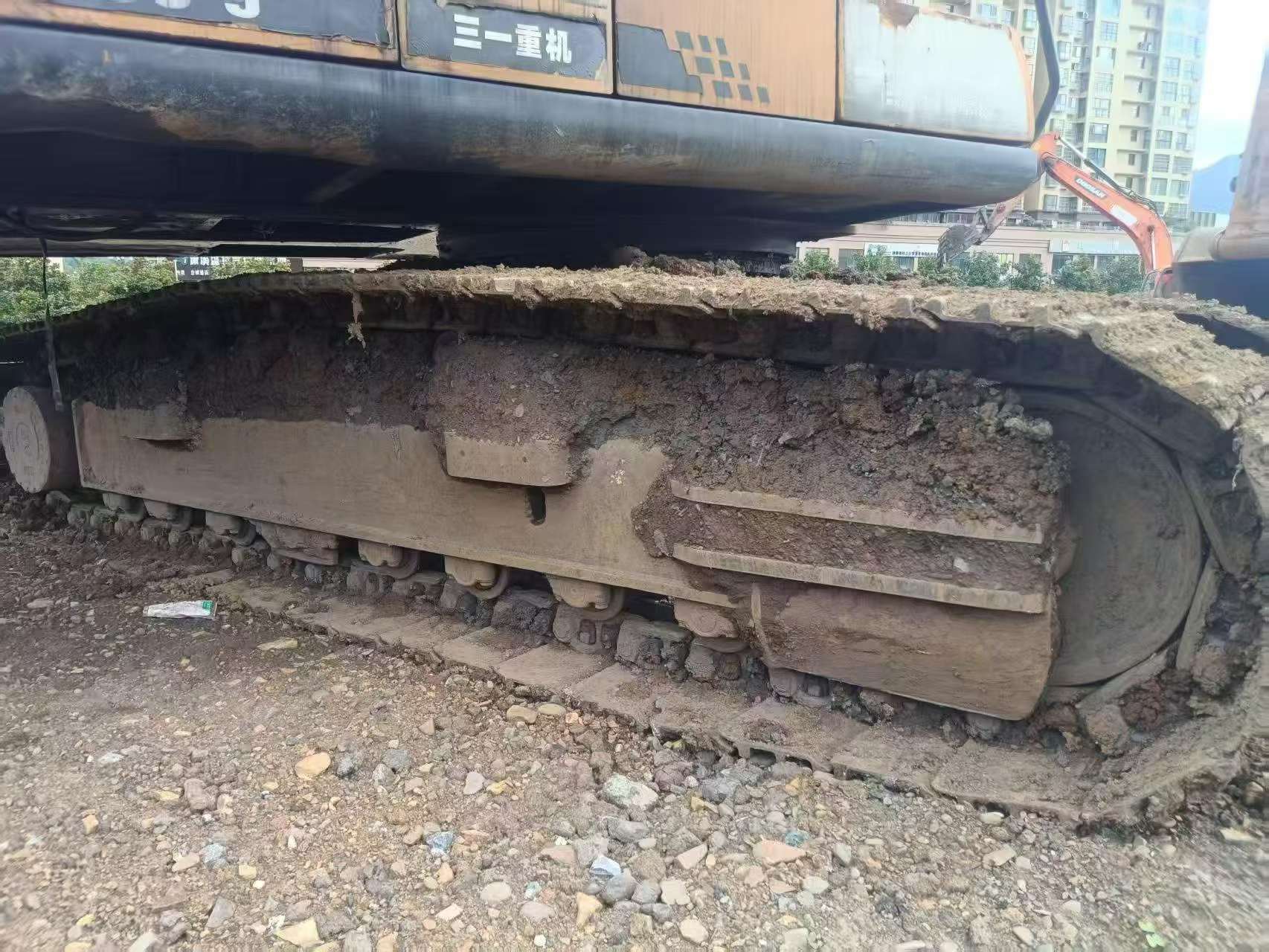 Buy Sany SY215C Used Excavator / 3 Buy Sany SY215C Used Excavator / 3