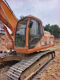Buy Doosan DH220 Used Excavator / 4 Buy Doosan DH220 Used Excavator / 4