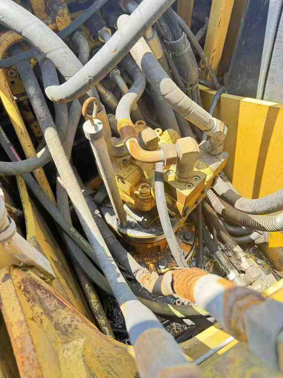 Buy Caterpillar 315DL Used Excavator / 3 Buy Caterpillar 315DL Used Excavator / 3