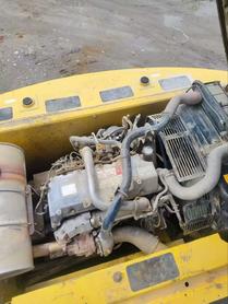 Buy Kobelco SK200-2 Used Excavator / 5 Buy Kobelco SK200-2 Used Excavator / 5