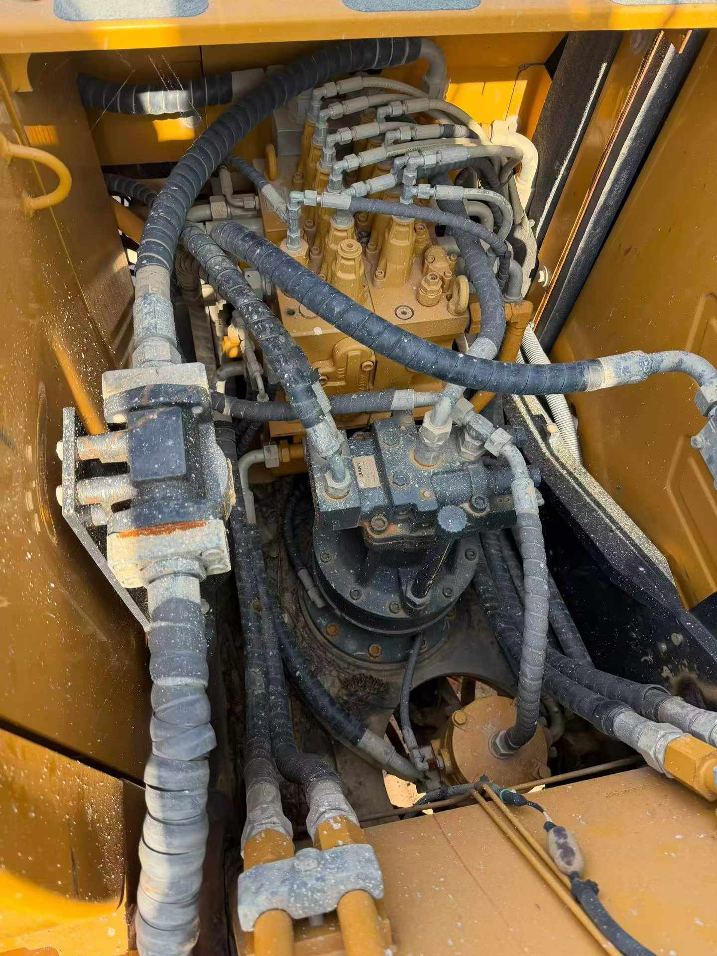 Buy Sany SY135 Used Excavator / 2