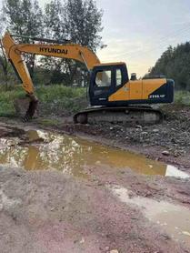 Buy Hyundai R215-7 Used Excavator / 4 Buy Hyundai R215-7 Used Excavator / 4