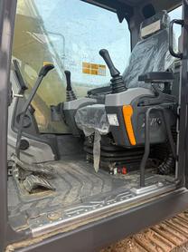 Buy XCMG XE135B Used Excavator / 9 Buy XCMG XE135B Used Excavator / 9